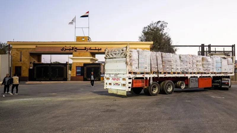 Israel reopen Gaza crossing after search for dead hostage body